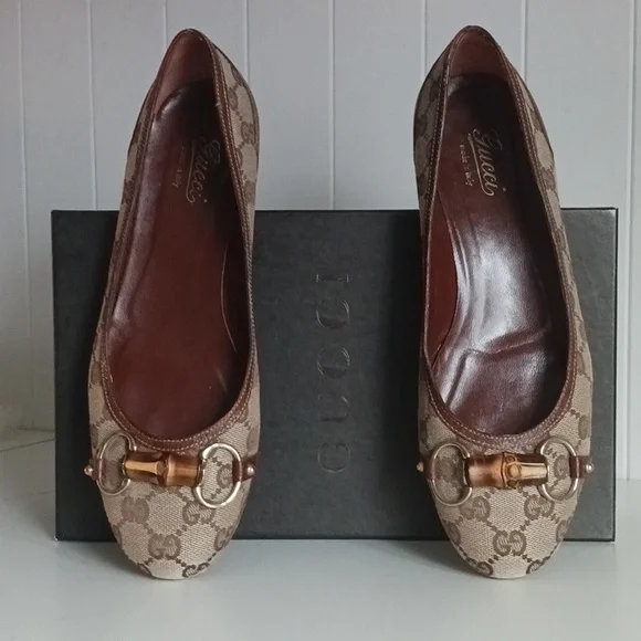 Gucci Tan Logo Canvas Flats In Box W Bamboo Bit. - Picture 2 of 7